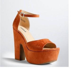 Torrid Cognac Block Heel Size 6